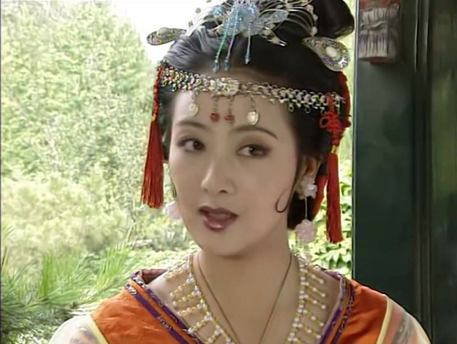上错花轿嫁对郎杜冰雁女扮男装是多少集(杜冰雁造型为什么如此惊艳)