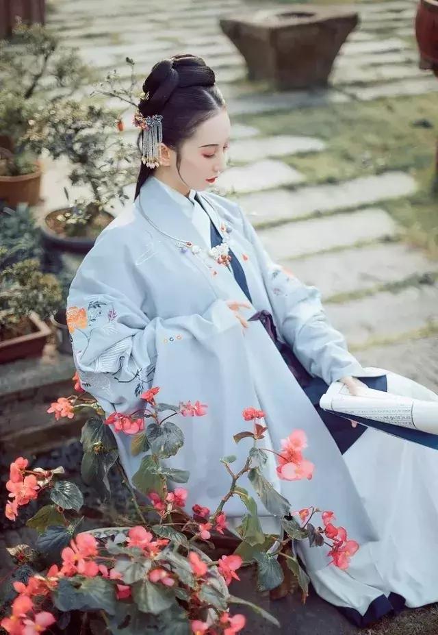 清平乐别来春半翻译，《清平乐·别来春半》（读这8首《清平乐》）