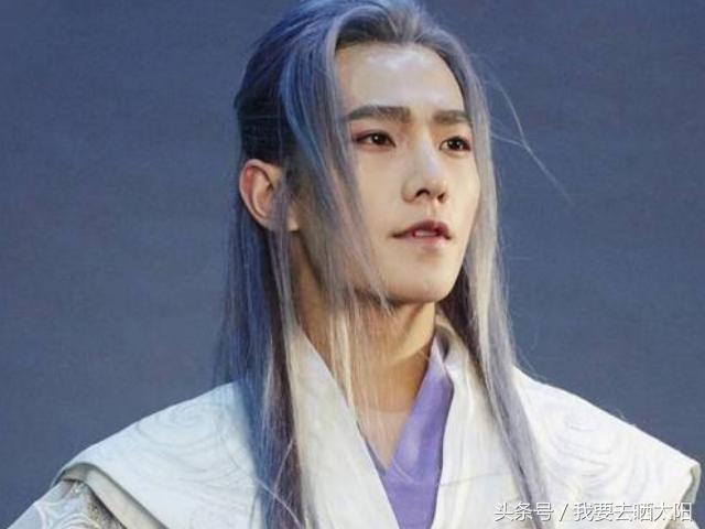 马天宇和杨洋合照，白发才是检验颜值的唯一标准