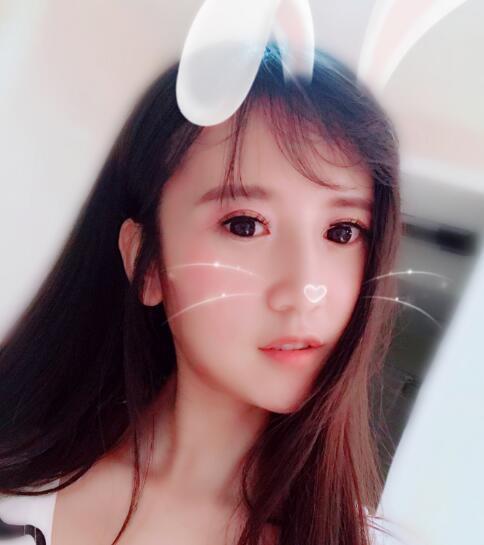 虎牙直播陆雪琪多大了，虎牙陆雪琪长什么样（英雄联盟陆雪琪是颜值最高的女主播嘛）