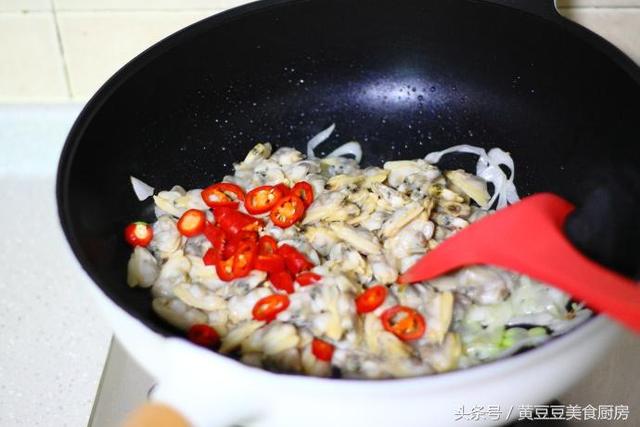 葱爆花蛤的做法大全，既经济又实惠的葱爆花哈
