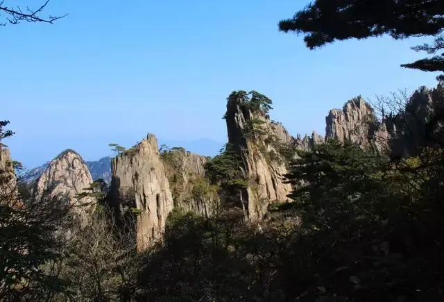 安徽黄山有哪些旅游攻略，这可能是有史以来最全的黄山旅游攻略——来自当地土著的攻略