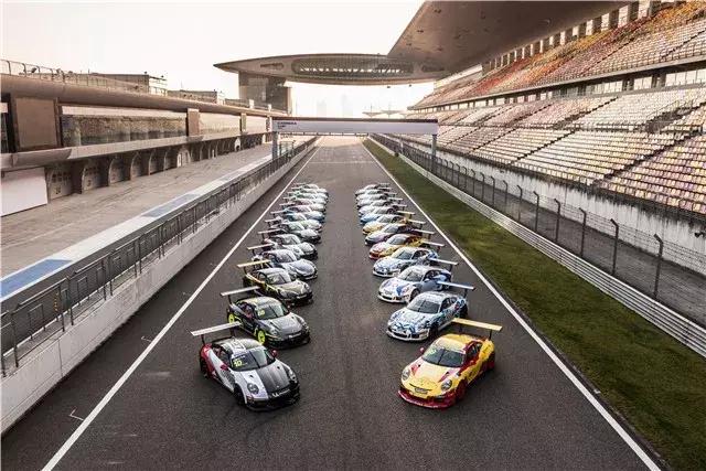 当职业赛车手的条件，职业赛车手的年龄要求（普通人如何成为一名赛车手）