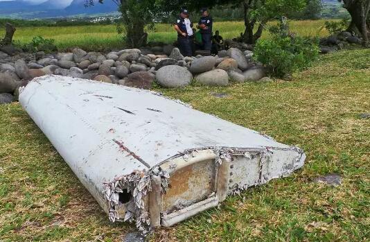 飞机机翼上下原理，了解上下摆动的机翼秘密