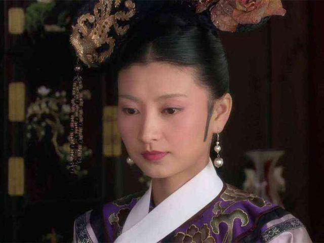 大拉翅旗头做法，大拉翅旗头制作步骤（珍珠流苏、烧蓝凤钗和闪电开衩）