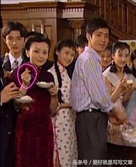 6种超火的比心表白手势，表白比心手势图片（爆火的“比心”手势）