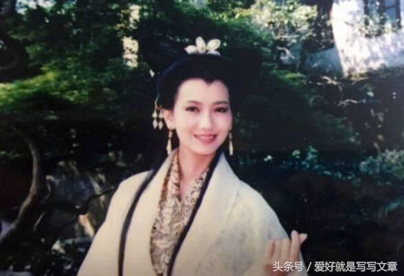 6种超火的比心表白手势，表白比心手势图片（爆火的“比心”手势）