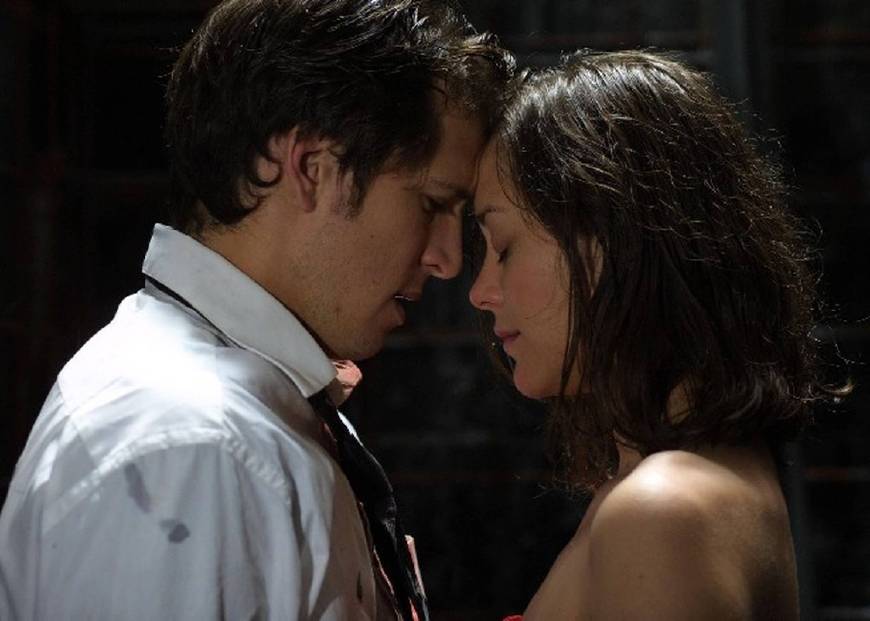 电影推荐之《两小无猜》,最熟悉的人却伤你最深,一部经典作品