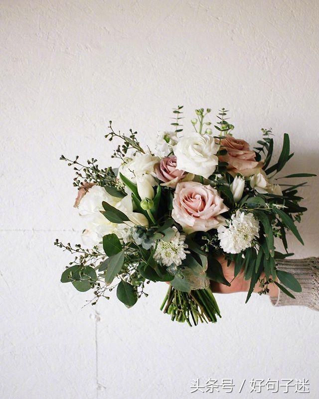 安慰人的话简短精辟的，安慰人心情不好的话（安慰别人的心灵鸡汤）