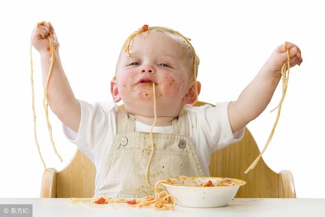 味精对人体有没有危害，味精对人体的4大危害（生活中这三类人不宜食用味精）