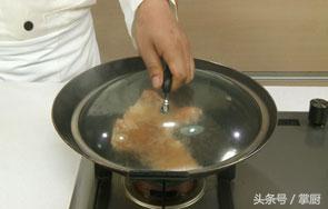 香辣肉皮如何做，比猪皮冻好吃十几倍