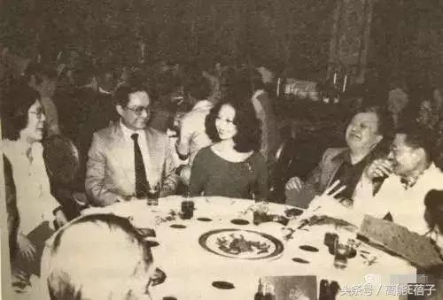 施南生年轻时照片，亲自操持张国荣、梅艳芳身后事的施南生（施南生：她是徐克的铠甲）