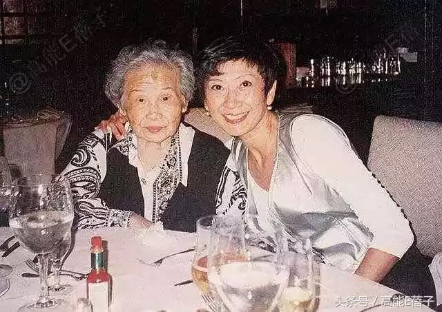 施南生年轻时照片，亲自操持张国荣、梅艳芳身后事的施南生（施南生：她是徐克的铠甲）