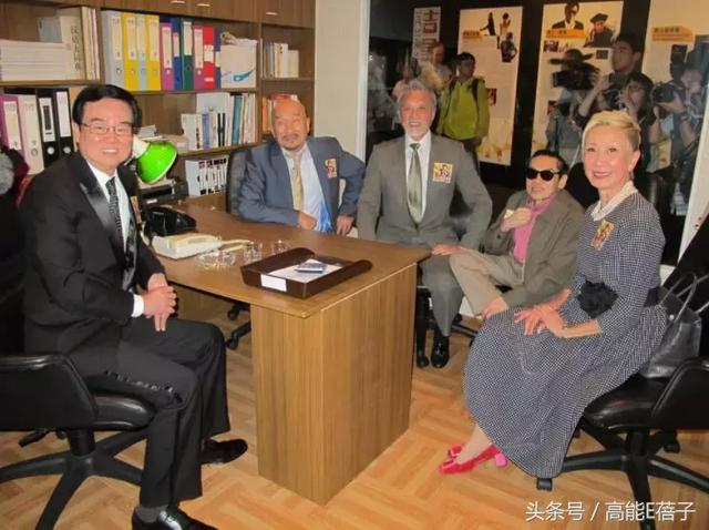 施南生年轻时照片，亲自操持张国荣、梅艳芳身后事的施南生（施南生：她是徐克的铠甲）