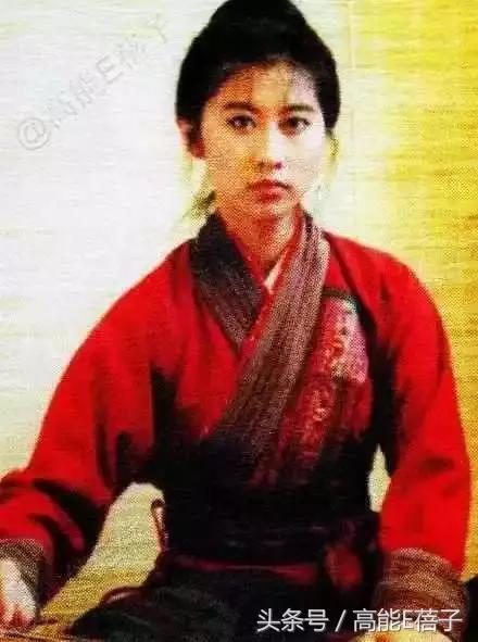 施南生年轻时照片，亲自操持张国荣、梅艳芳身后事的施南生（施南生：她是徐克的铠甲）