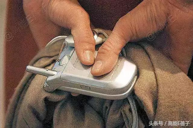 施南生年轻时照片，亲自操持张国荣、梅艳芳身后事的施南生（施南生：她是徐克的铠甲）