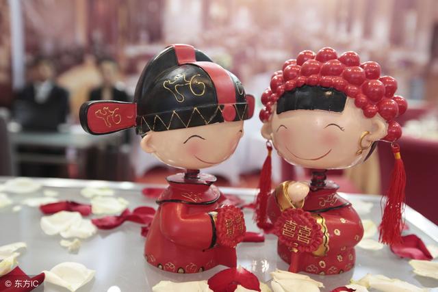 马跟什么属相配，属马和哪些属相相配（这几个属相适合在一起结婚）