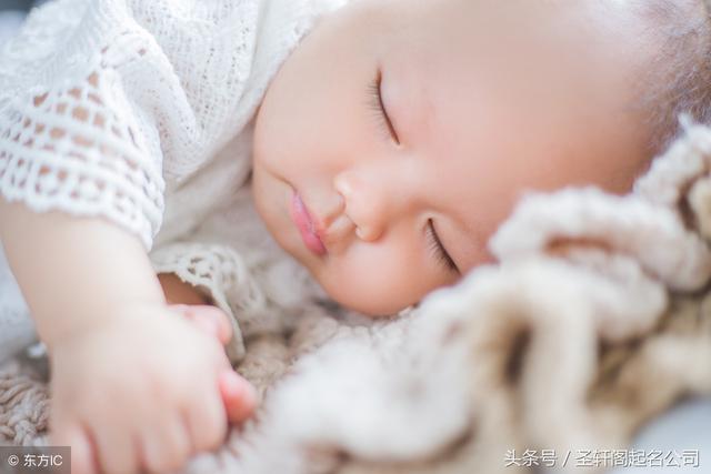 旗开得胜是什么意思，首战告捷旗开得胜是什么意思（2019猪年小孩起名宜用字推荐）