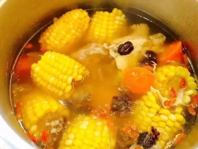 玉米一般煮多长时间，怎么样煮玉米好吃味香甜（煮玉米最最好吃的做法）