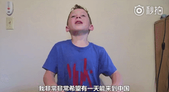 snicker，表示笑的英语词语（16种“笑”怎么表达）