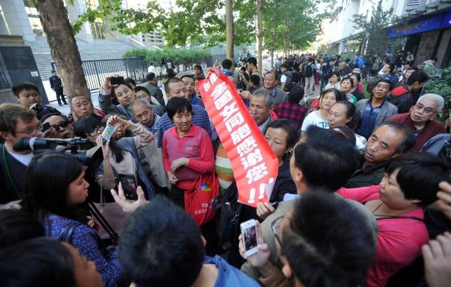 李天一事件是个人炒作吗，李天一提前6年出狱？监狱辟谣