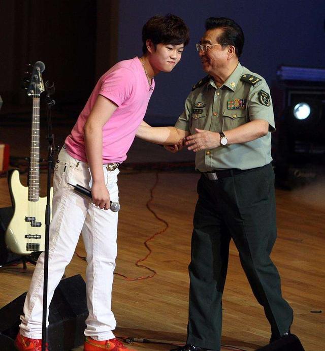 李天一被判多少年，2019李天一判几年（李天一轮奸案判十年）