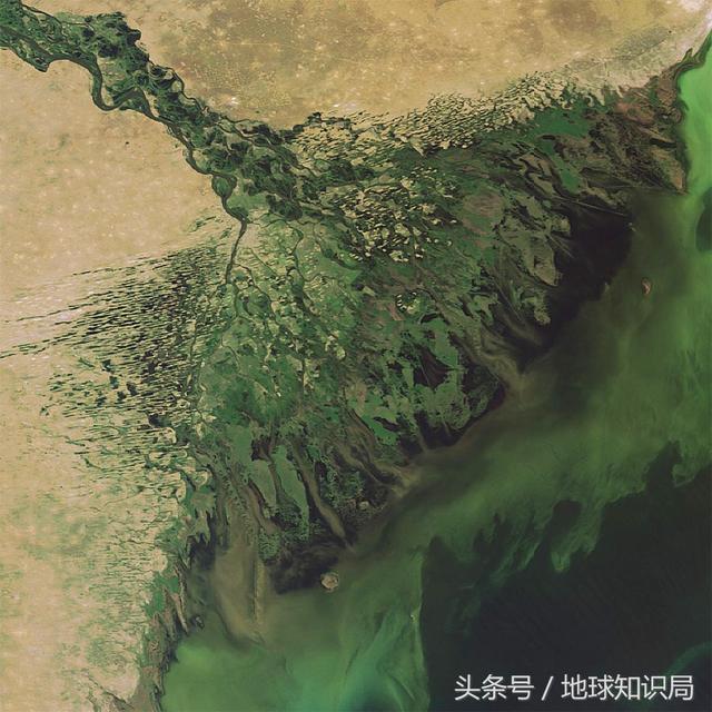世界上最大的湖，世界上面积最大的湖是什么湖（里海是世界上最大的湖还是最小的海）