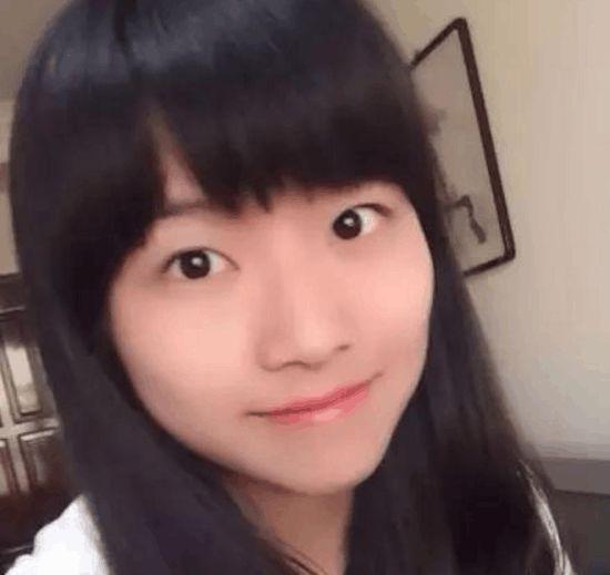 倒追老公恩爱30年，黄菡年轻时（倒追老公恩爱30年无绯闻）