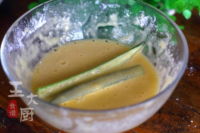 油炸秋葵的做法，油炸秋葵的做法如何酥（最好吃的做法）