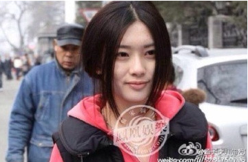 田一彤成毅在一起了，田一彤（“最美穆念慈”《陈情令》强行加戏）