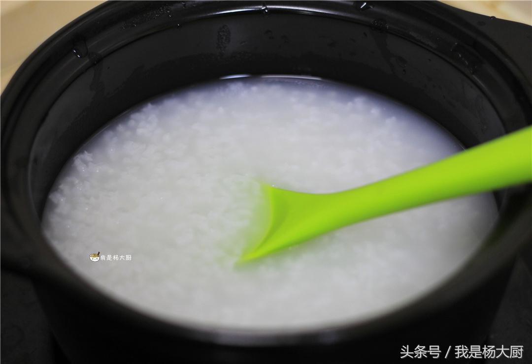 清晨一碗米粥，早晨一碗养胃粥