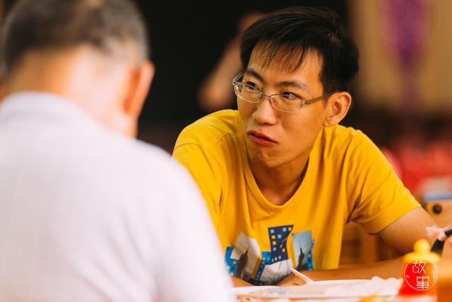 煎炸鲮鱼的做法，炸鳊鱼的做法大全（这个顺德厨师宁愿不做也不换别的食材）