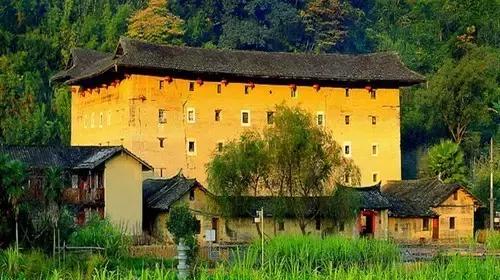 云水谣古镇在哪里，云水谣在哪里（客家人神一般的建筑与诗意浪漫）