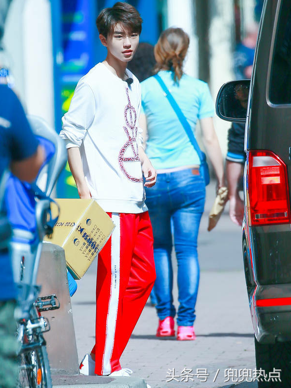 王俊凯是哪里人，王俊凯的家乡是哪里（宣扬文明出行的王俊凯）