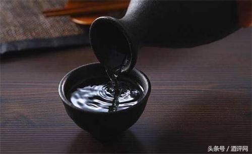 古代谁是酒鬼谁是酒圣谁是酒仙，酒仙是哪位圣人（酒圣、酒仙、酒贤是饮酒者的不同品级）