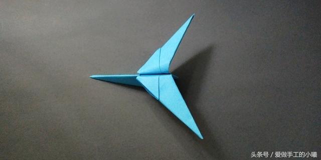 飞机折法大全简单易学，12款纸飞机折法图解（经典纸飞机教程合集）