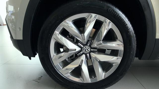 自动驻车怎么使用，自动驻车怎么正确使用（HOLD的正确使用方法）