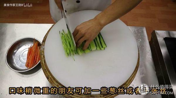 宽油是什么意思，宽油是什么（看完100集美食作家王刚）