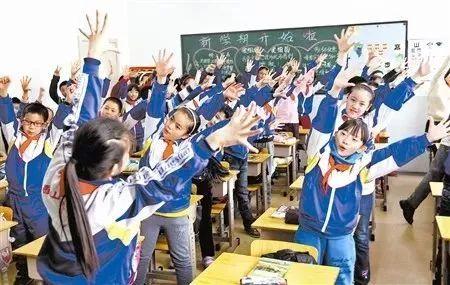 中国银行电话号码，中国银行客服电话是多少（社保、医院、热线、报修、交通工具……你肯定会用到的电话大全）