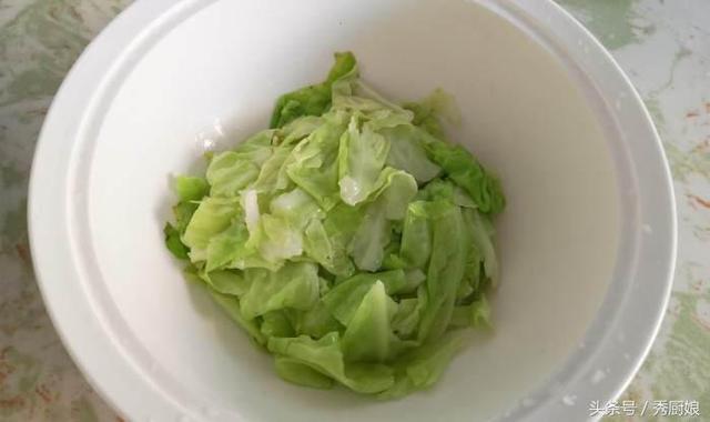 川味水煮肉片主要材料，正宗川味水煮肉片的家常做法