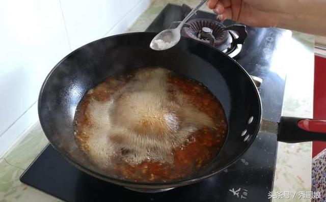 川味水煮肉片主要材料，正宗川味水煮肉片的家常做法