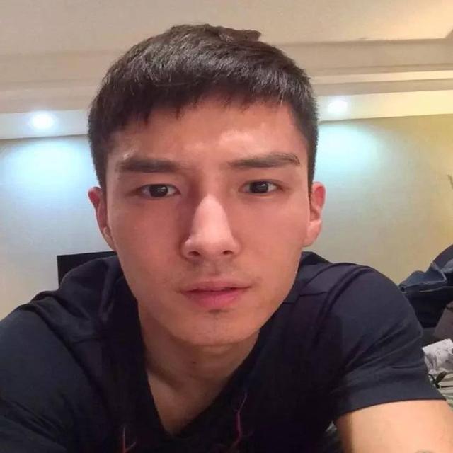 被称为“最坑星二代”的侣皓吉吉现在却混成了这样