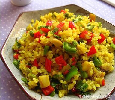 孜然羊肉炒饭茄的做法，孜然羊肉炒饭茄的做法视频（教你20种香喷喷的炒饭做法）