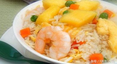 孜然羊肉炒饭茄的做法，孜然羊肉炒饭茄的做法视频（教你20种香喷喷的炒饭做法）