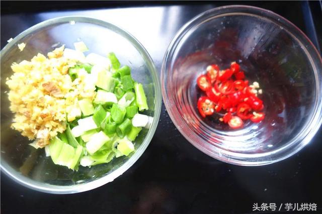 凉拌猪舌头的做法，凉拌猪舌头的做法图解（几步做出香而不腻的凉拌猪舌）