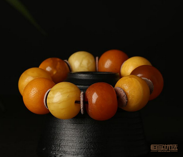 琥珀怎么鉴定真假，怎样鉴定琥珀真假方法（闻不到松香味的琥珀到底是不是假琥珀）