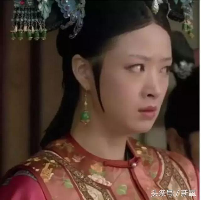 黑莲花是什么意思，黑莲花是什么意思 网络流行语（她是如何凭一张“黑莲花脸”出奇制胜的）