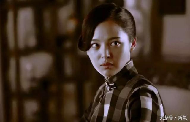 黑莲花是什么意思，黑莲花是什么意思 网络流行语（她是如何凭一张“黑莲花脸”出奇制胜的）