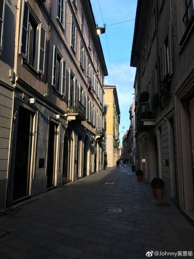 黄景瑜15条微博是表白，黄景瑜被黑仍很火（黄景瑜上线14分钟发图15张）