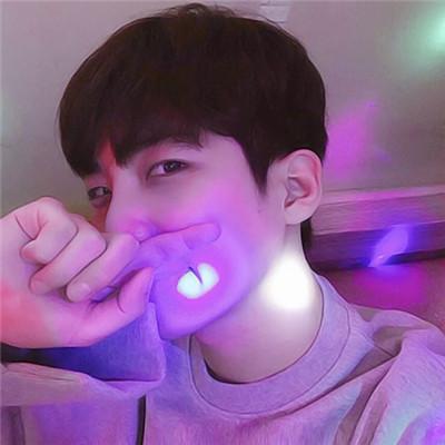 超好看的男生头像，超好看的男生头像动漫（最好看的男生微信头像图片）